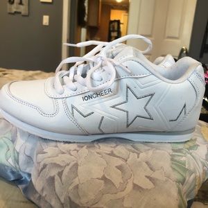 Ion cheer shoes from Omni Cheer